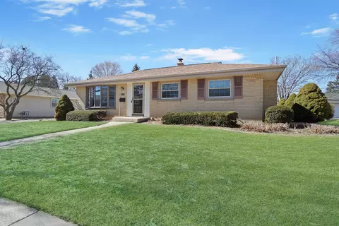 6059 S New York, Cudahy, WI 53110