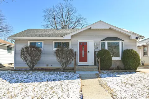 6784 S 17th, Milwaukee, WI 53221