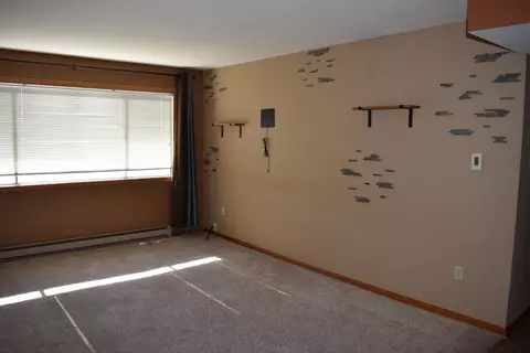 10464 W Whitnall Edge #101, Franklin, WI 53132