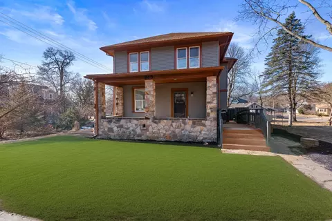 915 Ash, Baraboo, WI 53913