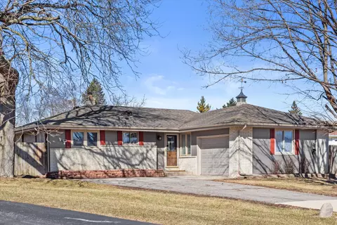 4946 Regal, Racine, WI 53406