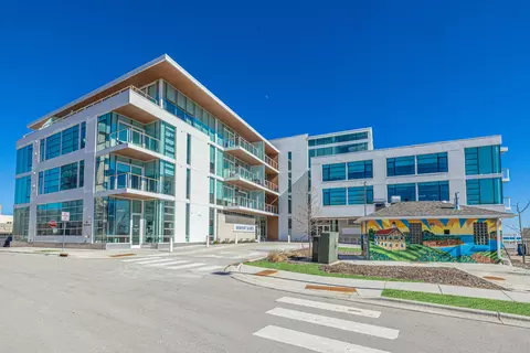 324 N N Lk #209, Port Washington, WI 53074