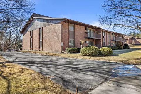 1250 Wisconsin #206B, Lake Geneva, WI 53147