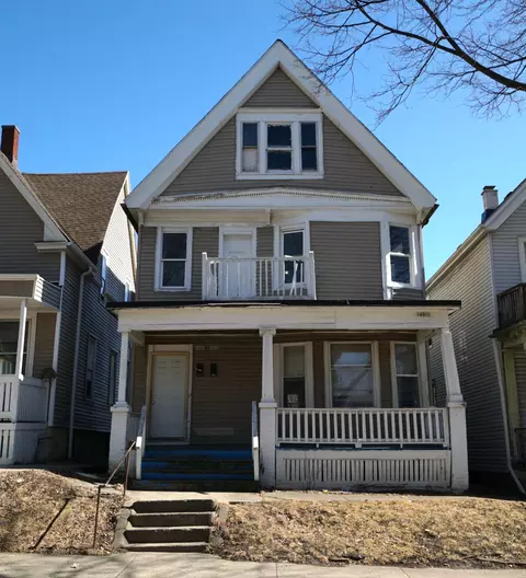 1438 N 34th #1440, Milwaukee, WI 53208