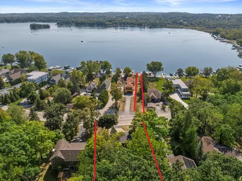n26w30292 Maple, Delafield, WI 53072