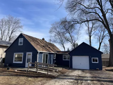 1420 S 167th, New Berlin, WI 53151