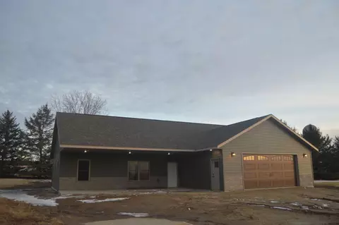 220 Gjere, Caledonia, MN 55921