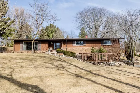 n50w26140 Bayberry, Pewaukee, WI 53072