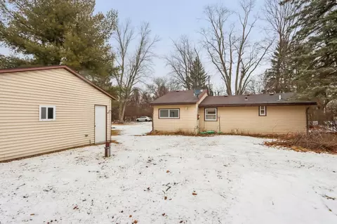 w5211 Tippecanoe Trail, Sugar Creek, WI 53121