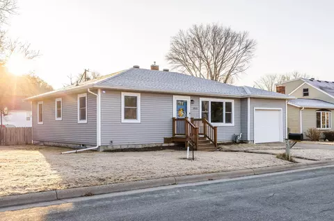 1915 30th, La Crosse, WI 54601