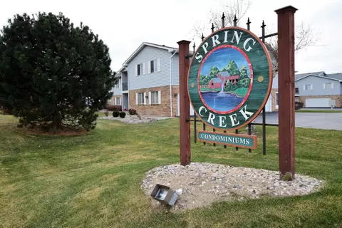 1117 N Sunnyslope #102, Mount Pleasant, WI 53406