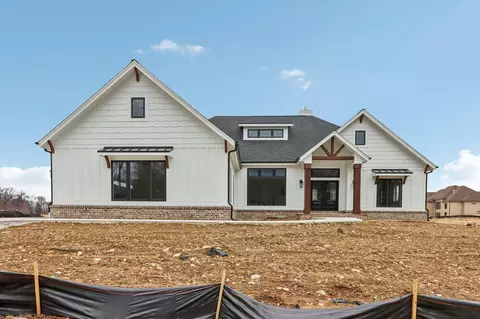 w275s3580 Payne Stewart, Waukesha, WI 53189