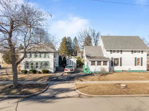 711 Ann, Lake Geneva, WI 53147