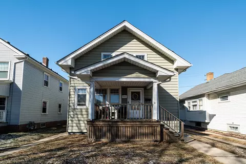 1732 Deane, Racine, WI 53405