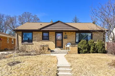 1443 S 96th, West Allis, WI 53214