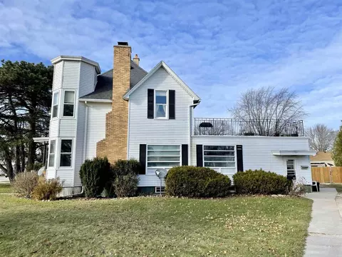 2707 Forest, Two Rivers, WI 54241