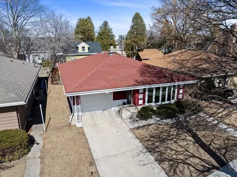 1130 Ashland, Sheboygan, WI 53081
