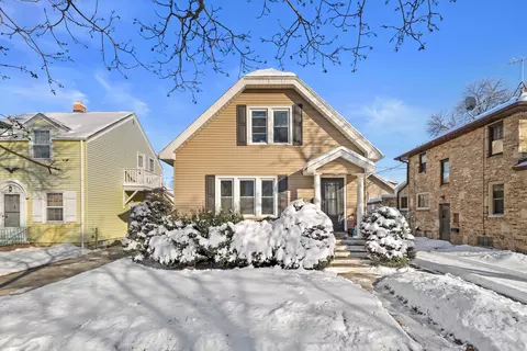 306 N 71st, Wauwatosa, WI 53213