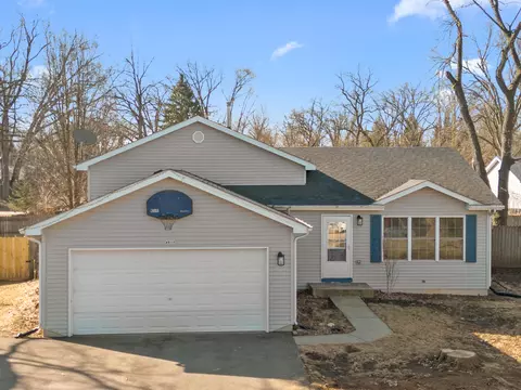 w819 Florence Road, Bloomfield, WI 53128