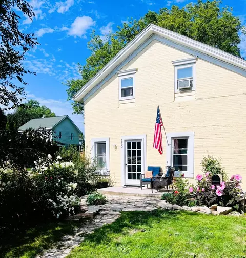 225 S Main, Mayville, WI 53050