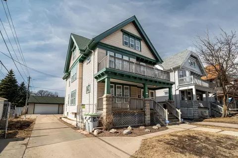1817 S 29th #1819, Milwaukee, WI 53215