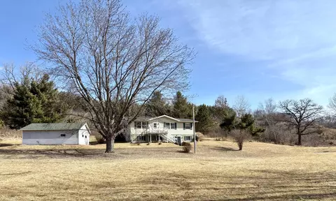 n28504 Bradley Road, Preston, WI 54616