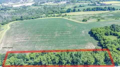1600 Patricia, West Bend, WI 53095
