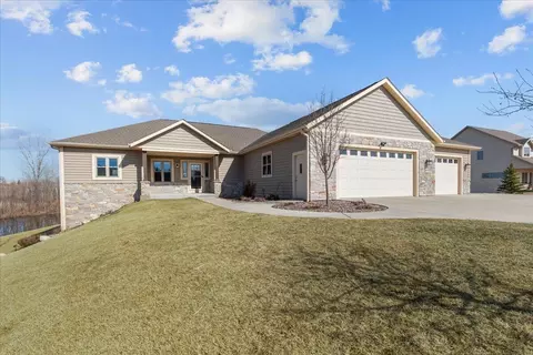 n775 Moraine Drive, Auburn, WI 53010