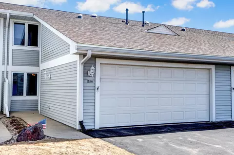 304 Hartford, Hartford, WI 53027