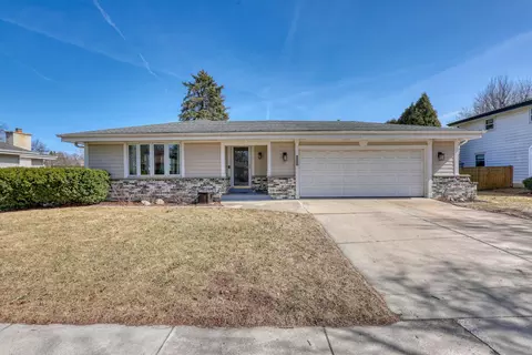 6060 S 19th, Milwaukee, WI 53221