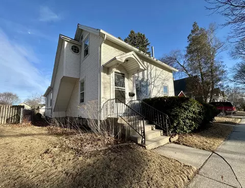 2027 N 10th, Sheboygan, WI 53081