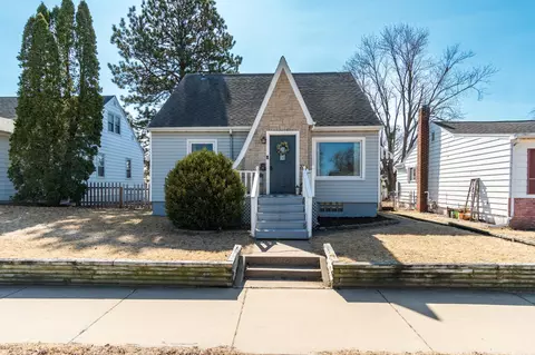 2216 Park, La Crosse, WI 54601