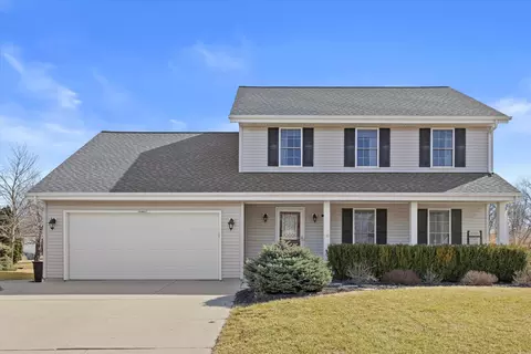 10462 S 3rd, Oak Creek, WI 53154