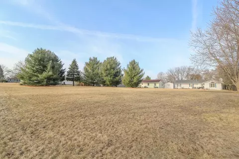 Lt1 Maple, Fort Atkinson, WI 53538