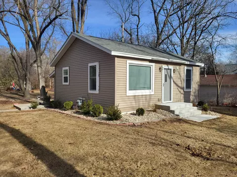n9120 Walnut Street, East Troy, WI 53120