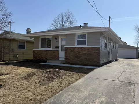 3807 19th, Racine, WI 53405