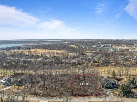 1345 Geneva National #15-40, Geneva, WI 53147