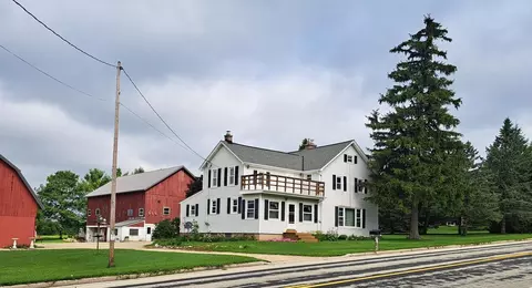 3595 Division, Jackson, WI 53037