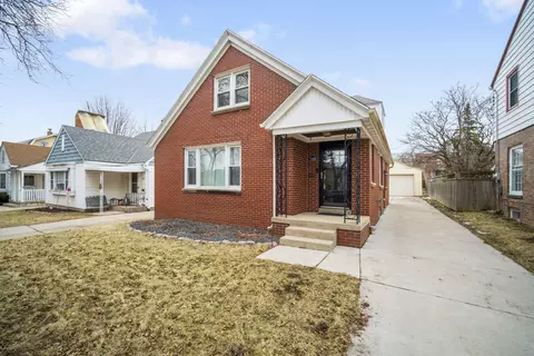 2966 S 45th, Milwaukee, WI 53219