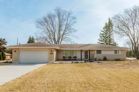 4660 N 135th, Brookfield, WI 53005