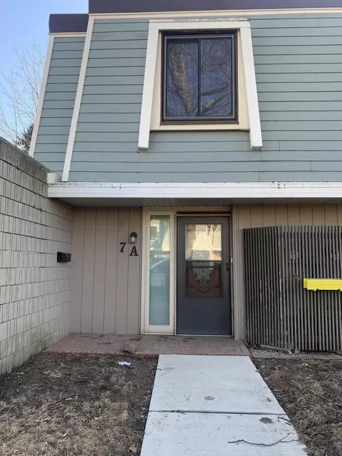 3333 5th #7A, South Milwaukee, WI 53172