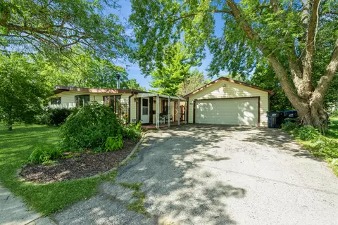 426 W Rockwell, Elkhorn, WI 53121