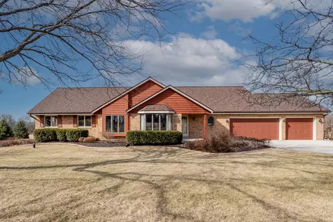 w244n7677 Ridgefield, Lisbon, WI 53089
