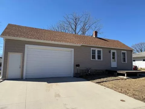 114 Winnebago, Caledonia, MN 55921
