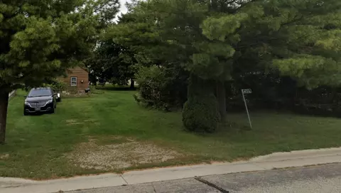 w1356 Marietta Avenue, Ixonia, WI 53036