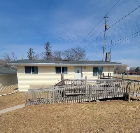 226 N N Ml, Waldo, WI 53093