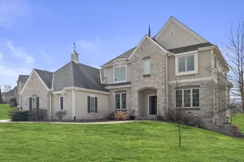 17975 Peregrine, Brookfield, WI 53045