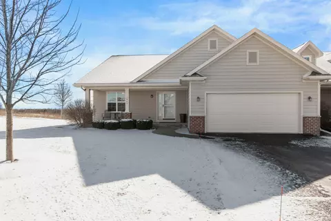 1949 Blue Spruce, Grafton, WI 53024