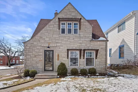 4535 S Griffin, Milwaukee, WI 53207