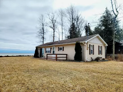 n9606 Number 24 Lane, Cedarville, MI 49887